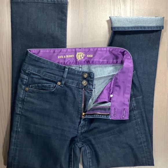 Women’s Rich & Skinny High Rise Straight Jeans in Dark Indigo Hemmed Size 28/27. - Picture 4 of 6